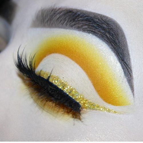 sugarpillcosmetics: @ineedtonap used our Buttercupcake and Tako eyeshadows (currently buy one get on
