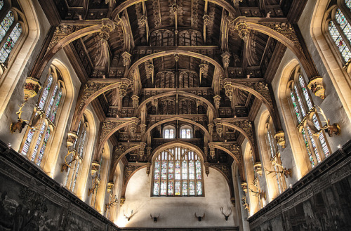 lost-in-centuries-long-gone: Great Hall Hampton Court by Simon Clarkson Photography on Flickr.