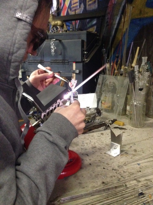 elksthatrun:  Making an arrowhead pendant