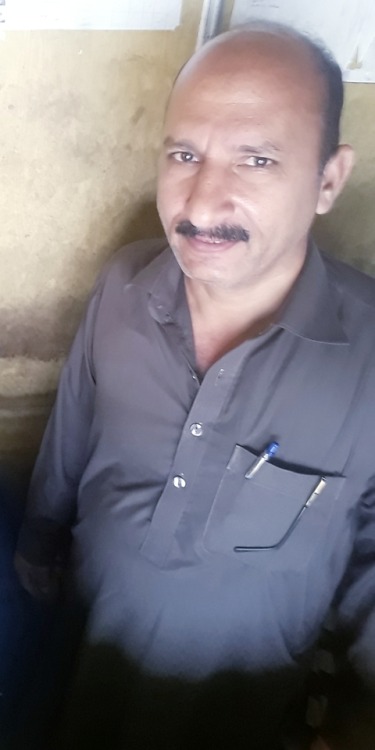 player064:Hot and sexy old men from shahdara age 47