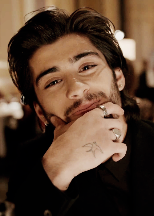 sn0w-fairy:  loml😍😍