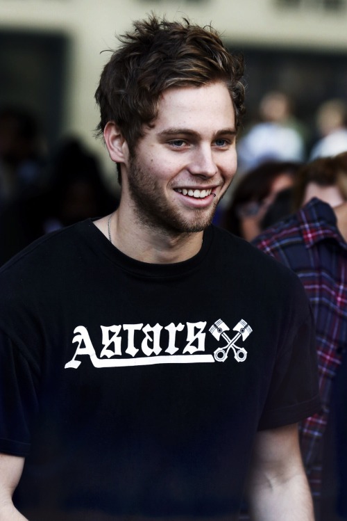 beachgirlie27-blog - 5sos
