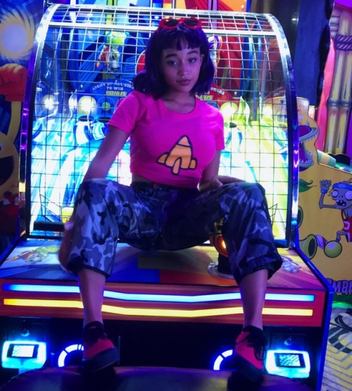 throwbackblr: Amandla Stenberg as Reggie Rocket for Halloween