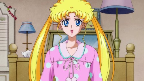 LOOK HOW HAPPY USAGI IS TO BE HOME.The thing that’s heartbreaking about this is that she’s just so h