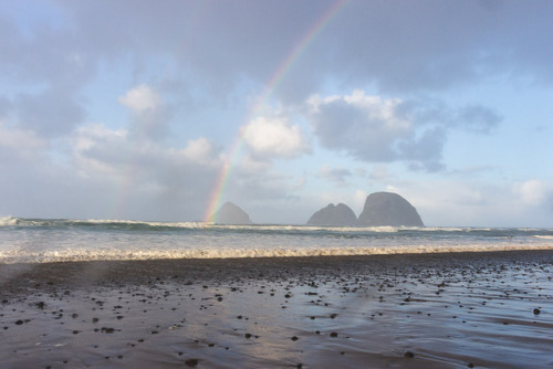 fortuna–favet–fortibus:There a pot of gold out thereOceanside, Oregon