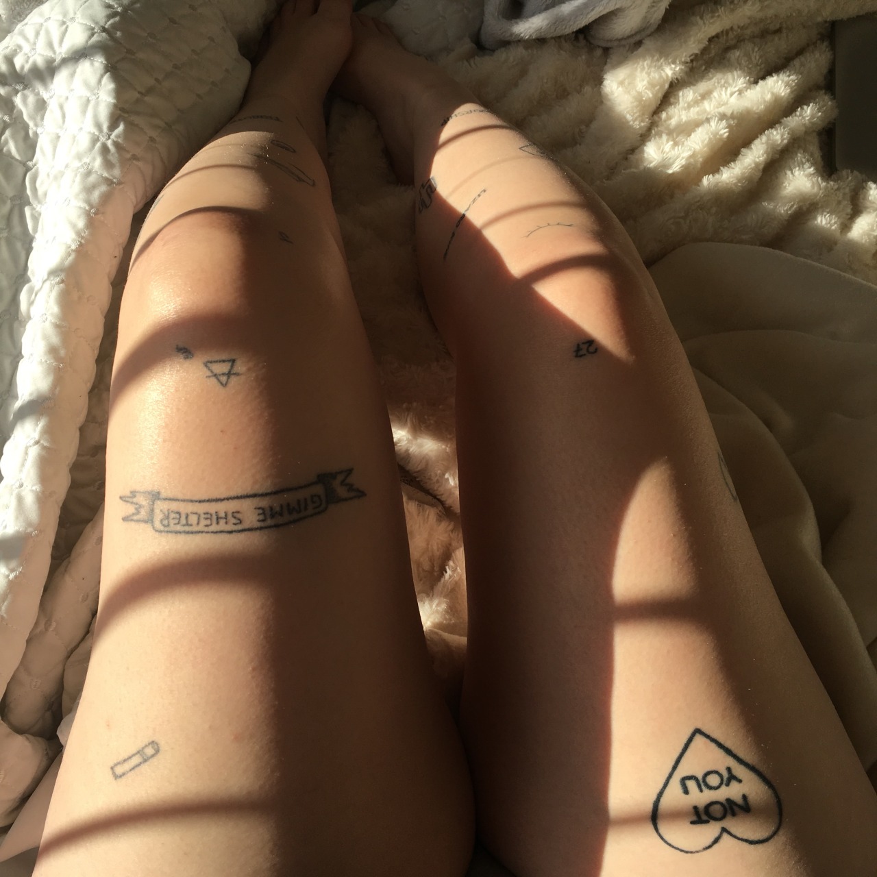 amyleemcg:  The sun filling my room right now is cleansing me