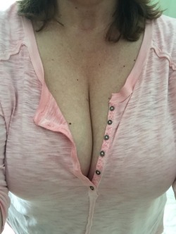 pnette:  Reblogged to add hashtag. Old Cleavage