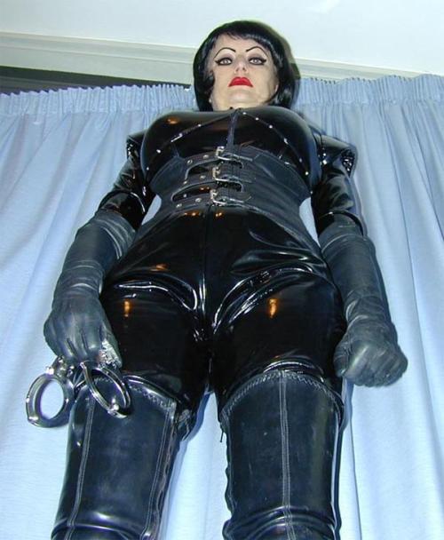 smotherboy: Kinky outfit