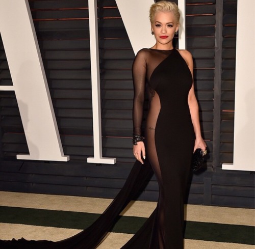 designermovements:  The wild and gorgeous Rita Ora in lavish gown | Donna Karen Atelier | Oscars’15 | 87th Annual Academy Awards | Vanity Fair Oscars Party