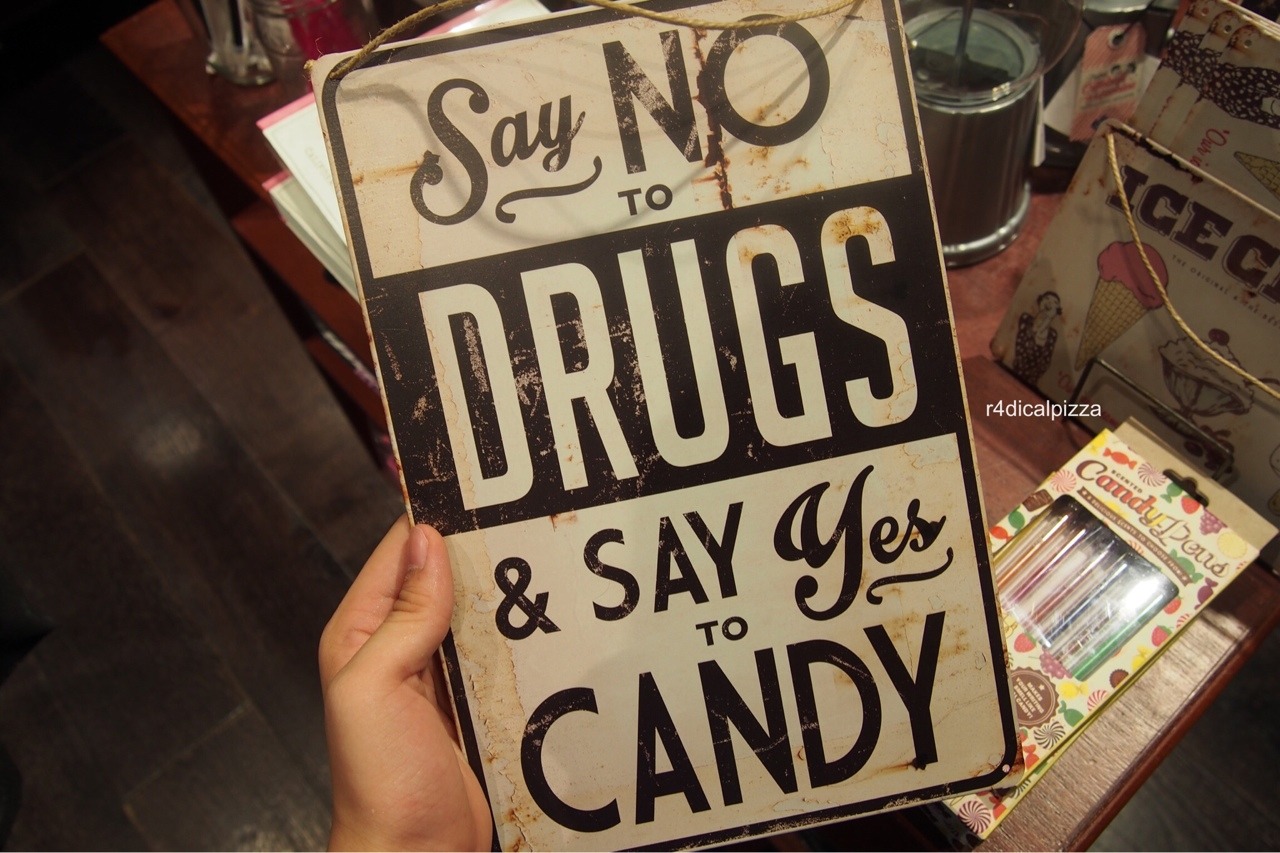 ehmojis:say no to drugs &amp; say yes to candy 🌼quality ig : @r4dicalpizza