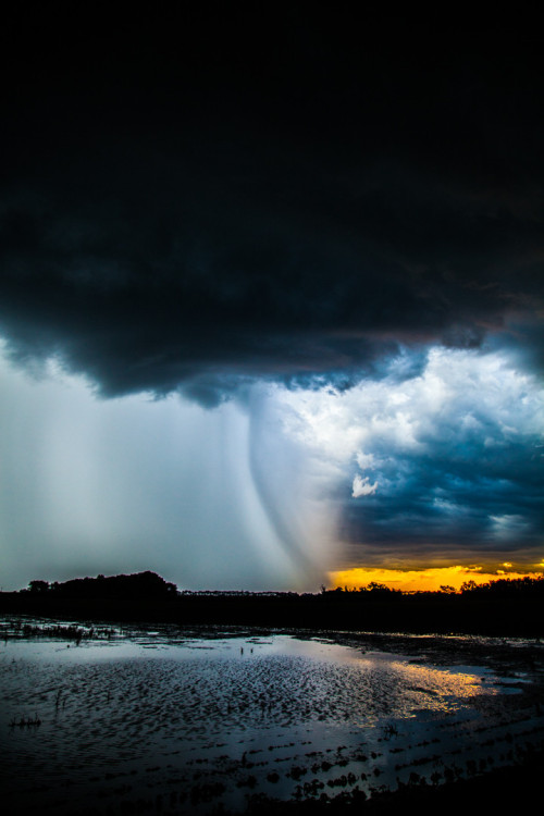 tect0nic:  Tormenta by Mariano Bocco via 500px. 