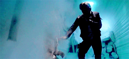 pimpernels:leiasalonga:“I’ll get her out on the Falcon. Come on!”#when it doesn’t really matter Han 