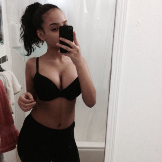 mediterraneangirls: Follow us for more