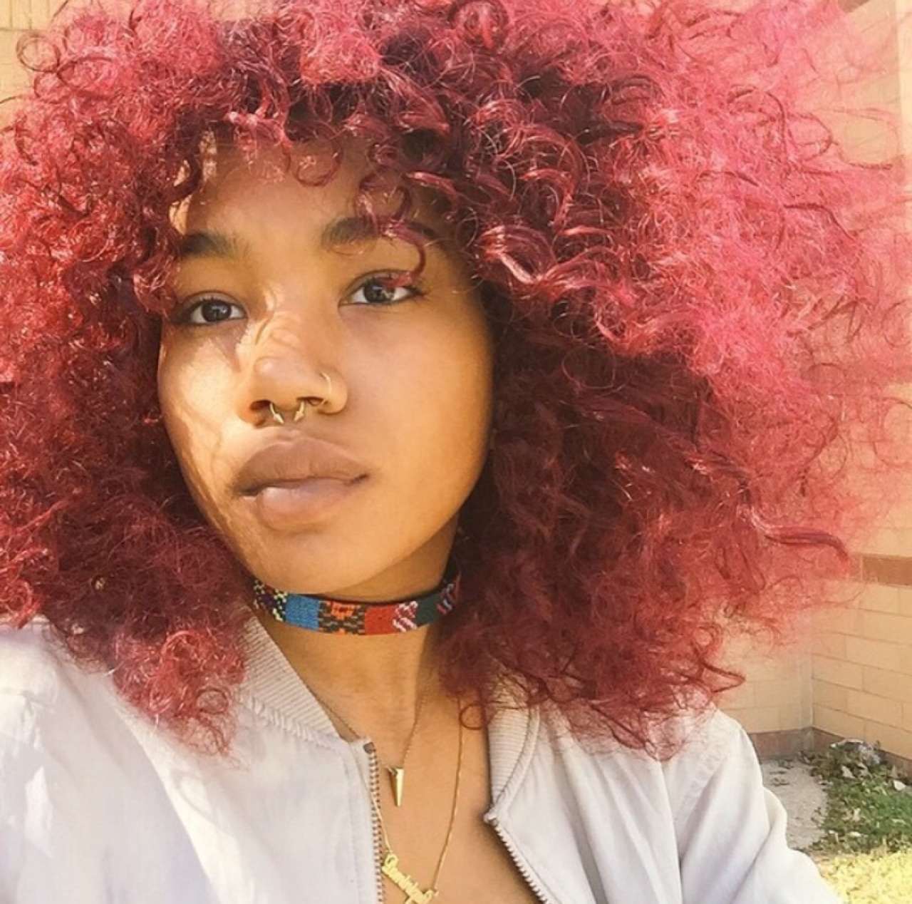 blackhipstergirly:  melaninist:  Pink and red hair on black women ❤️💗  😍😍