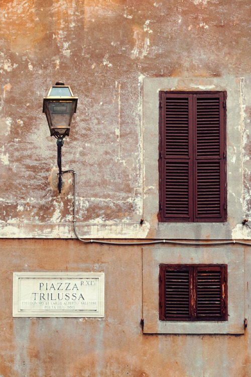 Piazza Trilussa, Trastevere, RomeRome |  Narrow streets  |  Trastevere