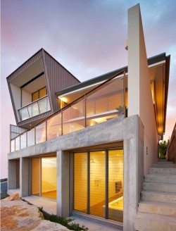 Freshome:  Original Wedge Shaped Block Overlooking The Pacific: Queenscliff House