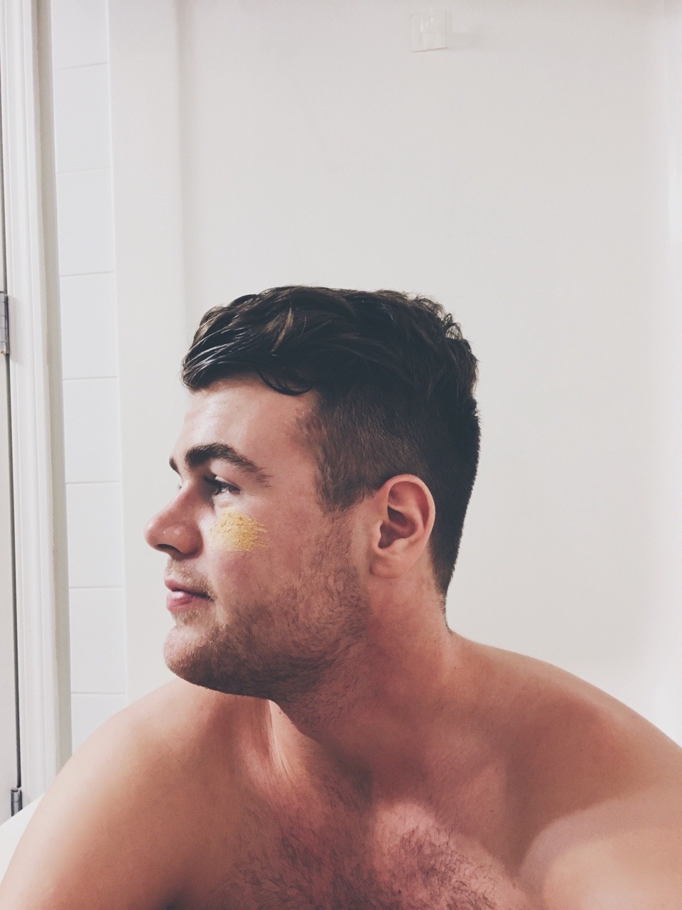 iampuer:  Rub a’ dub dub 💦