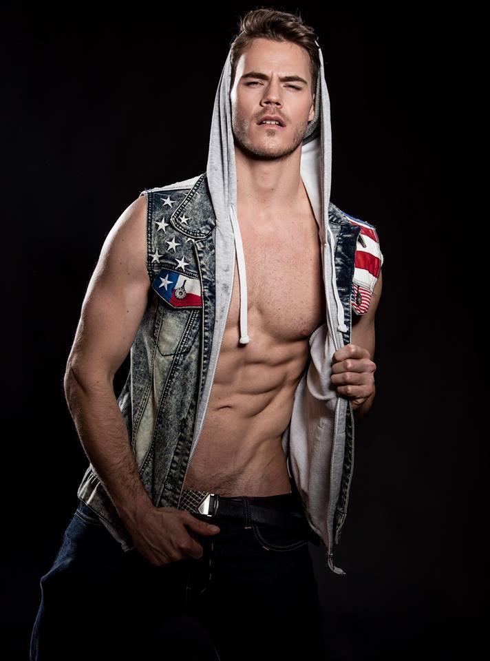completelyfine:  Over 31,000 Completely Fine Followers.  Thank you for being one! http://completelyfine.tumblr.com/
