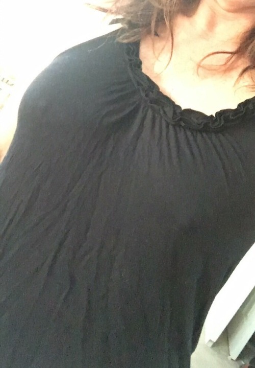 1boredwife: Making the kids lunches before I head off this morning to suck and fuck some stranger co