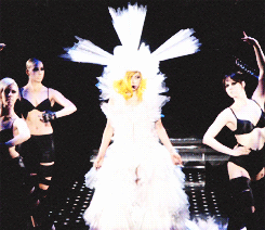 goddessoflov-blog:  So Happy I Could Die at Madison Square Garden (2011) 