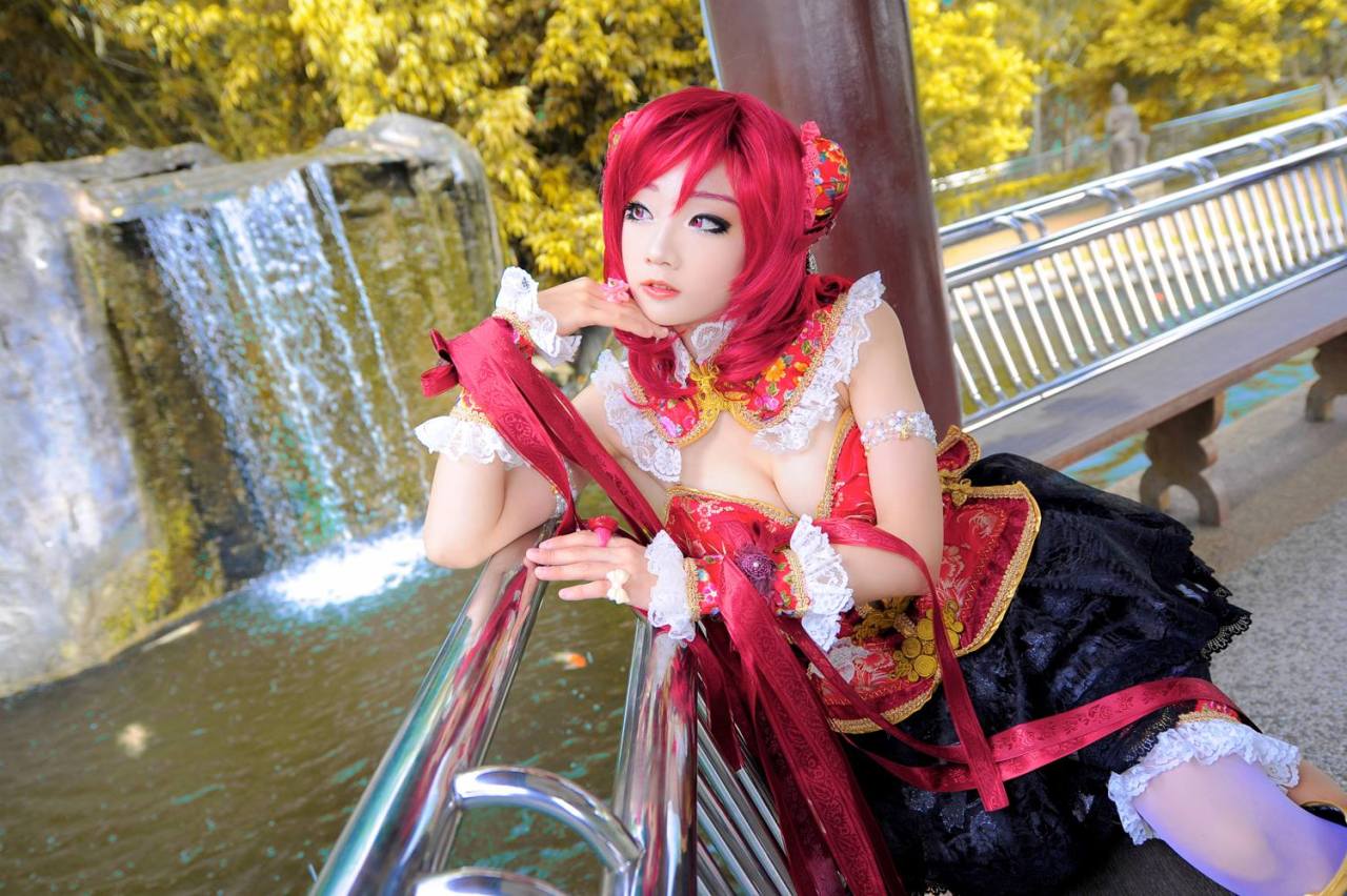 kuudererules:    Aza Miyuko Cosplay as Maki Nishikino &quot;Qipao version&quot;