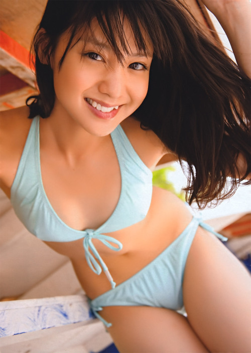 thesilverspotlight:Happy birthday Yui Koike!