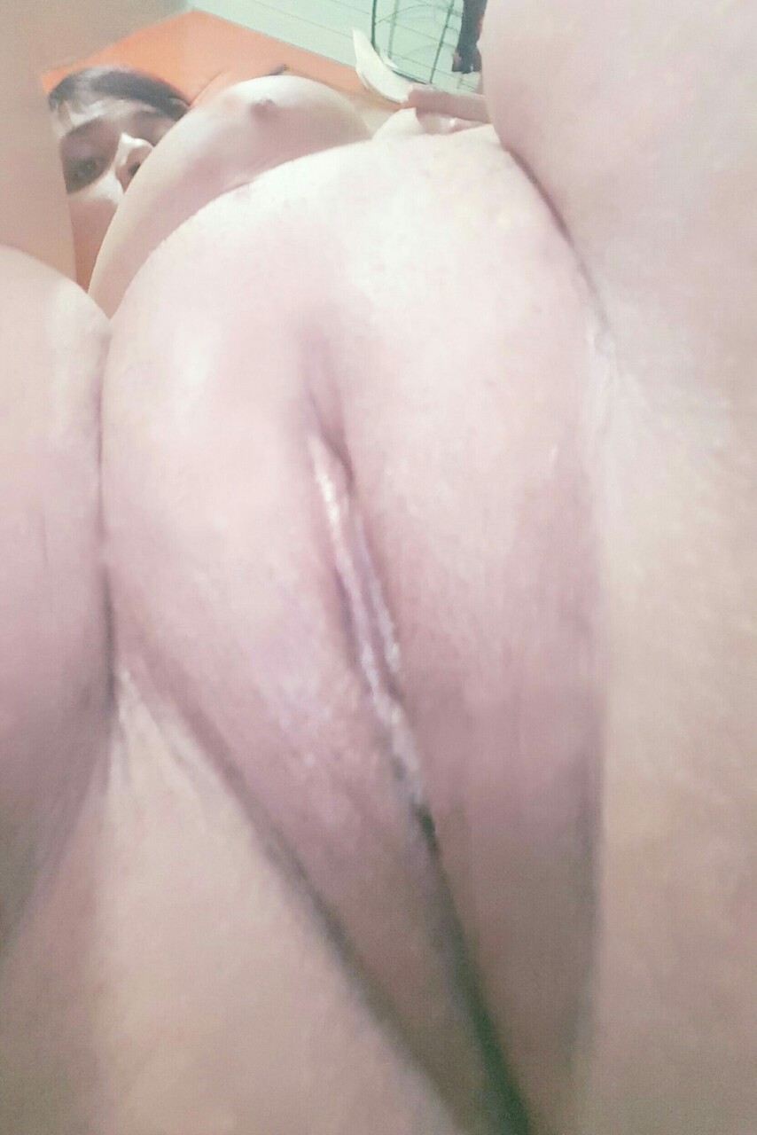 luisdjj2377:  bellako80:  Aquí de nuevo está mamisonga Dura Dura  Mira que clase