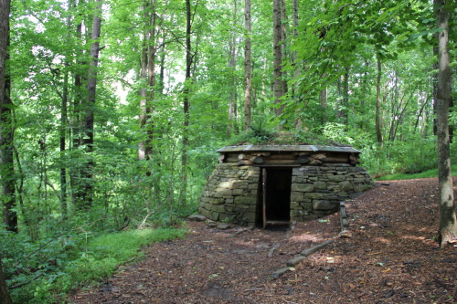 Cloud Chamber for the trees and sky, Chris Drury