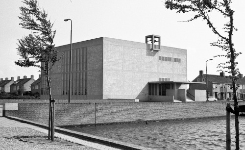  Church De Hoeksteen (Cornerstone), Uithoorn, the Netherlands, Gerrit Rietveld, 1960-65. Later turne