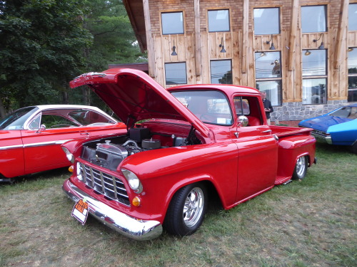 fromcruise-instoconcours:  Chevy pickup