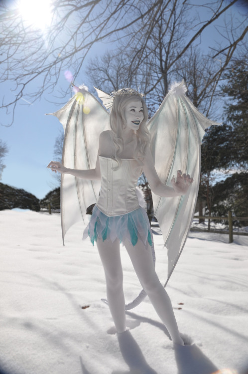 coneyinacap: Lusii pics: Dragon Mom | Photographer Pre-Katsu snow shoot!