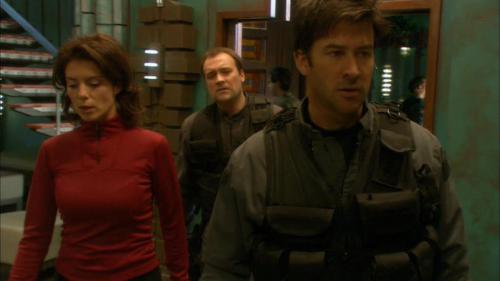 Stargate Atlantis 03x03: Irresistible