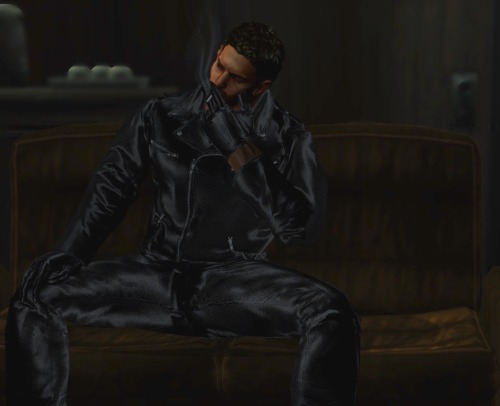 Chris Redfield Full leather smoke part2