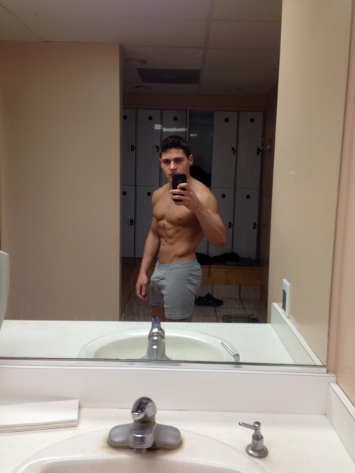 the-vegan-shreddernaut:  Not too excited about the fat I’ve been putting on, but here. 
