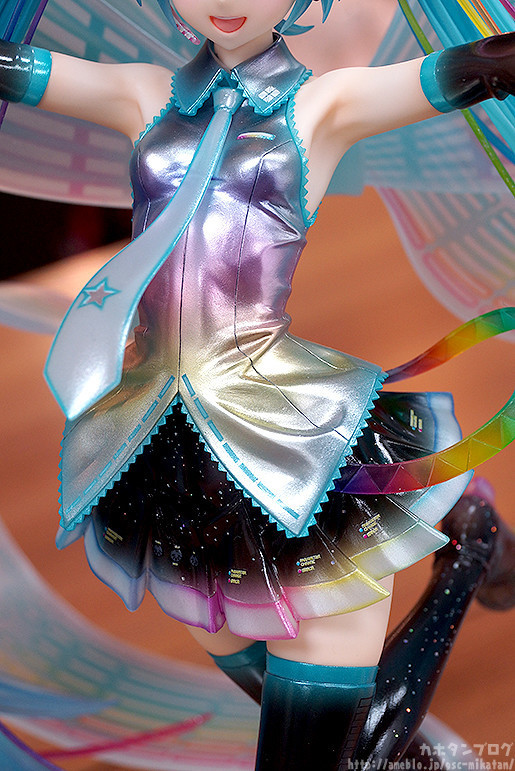 goodfigs:  Vocaloid - Hatsune Miku - 1/7 - 10th Anniversary Ver. (Good Smile Company)