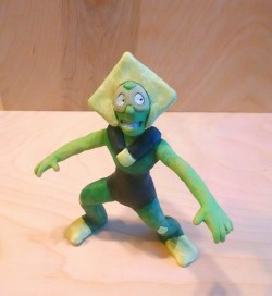 oartey:  Daily Challenge- day 16: Peridot