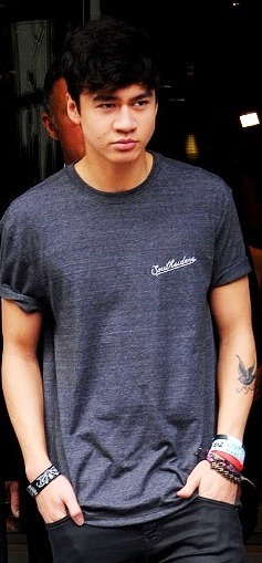 5secondsofsummer-fanpage:  I have a Calum fetish. 