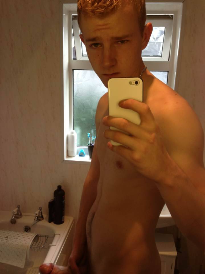 getoncam3:  Hot cock