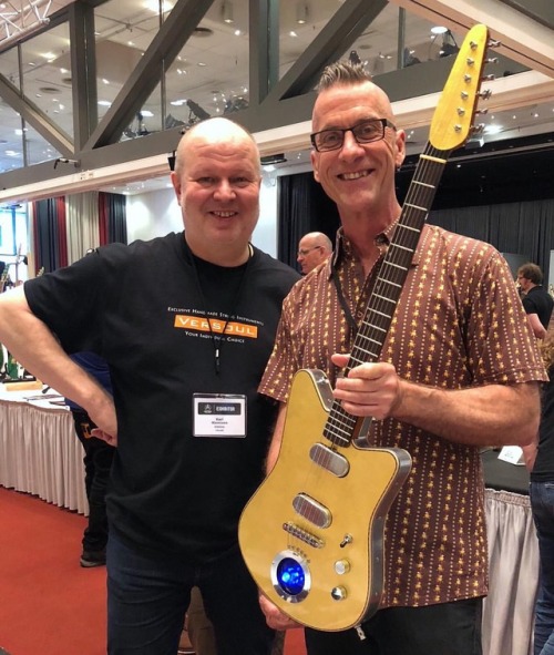 Getting to hang out with Kari of Versoul Guitars was a highlight of the show. He is a smart, funny, 