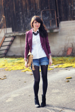 fashion-tights:  Prune power (by Estelleblogmode