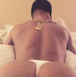 mannerthong:  > White >