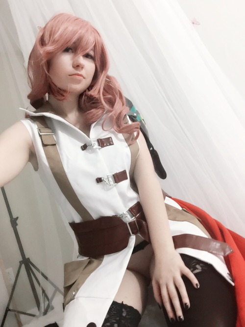 usatame: Played around a bit in some of my Lightning cosplay after doing the Lingerie shoot with @n