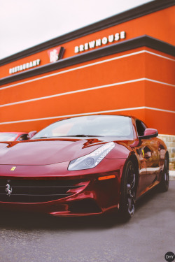 dhylife:  Ferrari FF by DHY Photography