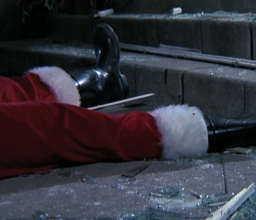 pierppasolini: I’ve got a present for you!Silent Night, Deadly Night Part 2 (1987) // dir. Lee