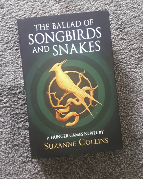 #theballadofsongbirdsandsnakes #thehungergames #books #hardbackbooks #suzannecollins #songbirdsandsn