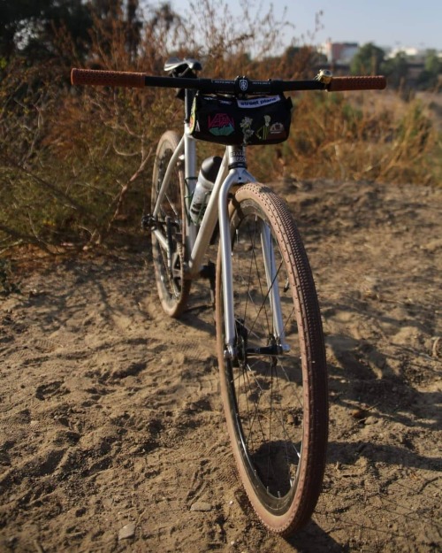 Reposted from @poseidonbike ITS BACK!!!! The FX tracklocross frameset has finally arrived. Shred the