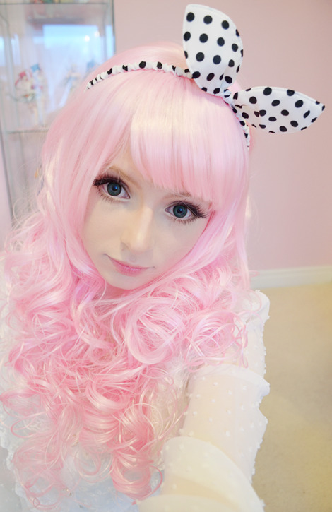 peachmilky:  Literally the only pre-surgery photos that I like.The rest can burrrrrrrn XD 
