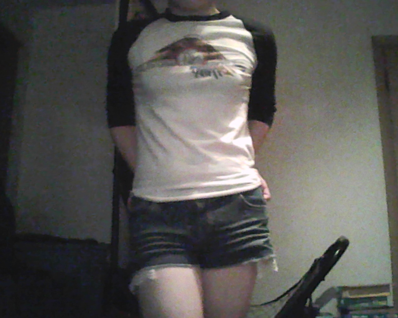 nightisforus:  Fill me up :3