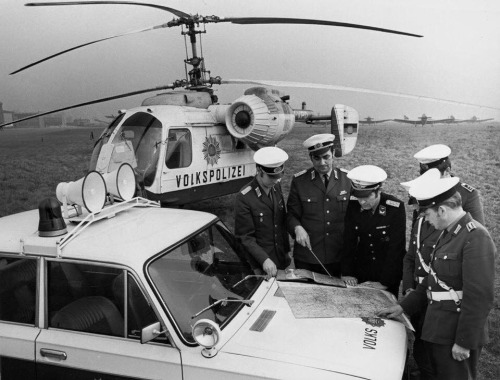 partisan1943: East German Volkspolizei Ka-26 light helicopter.