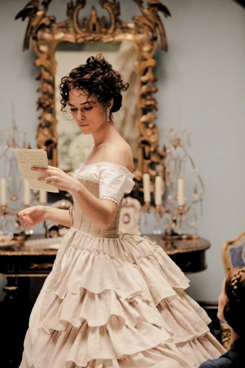 ophaeliia: Anna Karenina (2012) dir. Joe Wright